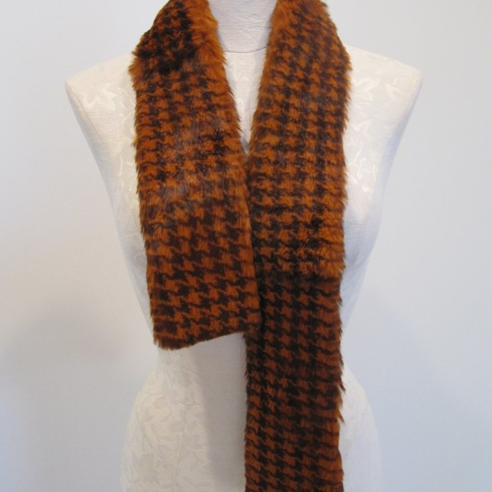 Ron Leal Canada Rabbit Fur Scarf